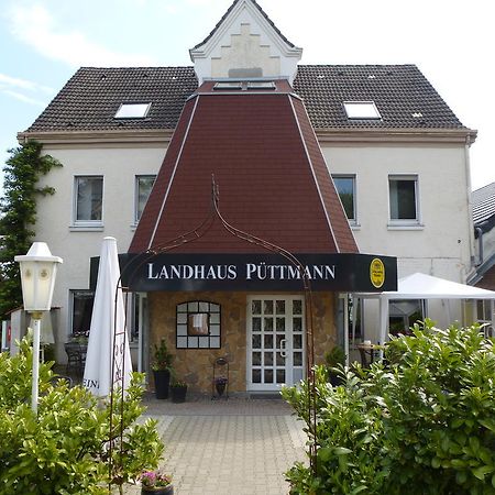 Отель Landhaus-Puettmann Фрёнденберг Экстерьер фото